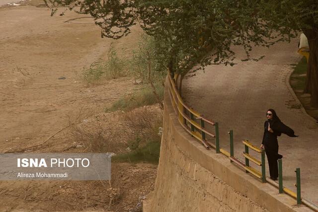 خوزستان از فردا، باد و خاک خوزستان از فردا، باد و خاک