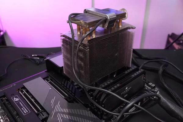 این خطرناک ترین خنک کننده پردازنده در جهان است!